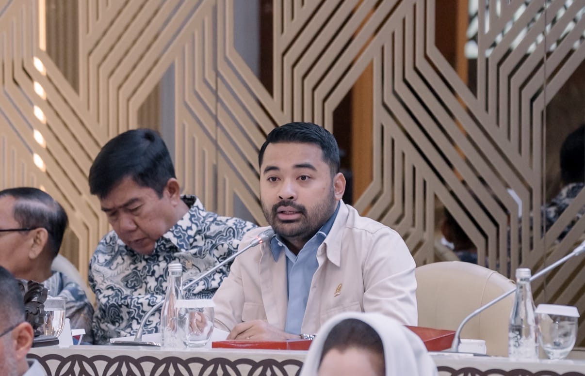 bbcb6856-8b35-4449-a4e3-e429eccb4eae